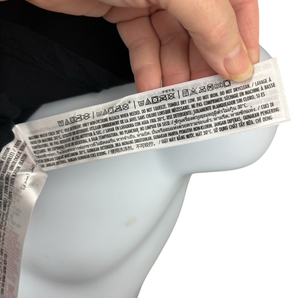 Disney Parks/Marvel Guardians of the Galaxy Graphic T-Shirt, size Large, NWOT - Picture 11 of 14